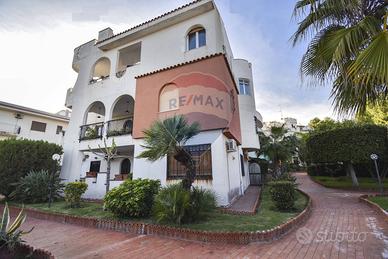 Appartamento - Aci Castello