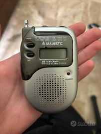Radio Majestic AM FM RECEIVER con LCD ALARM CLOCK
