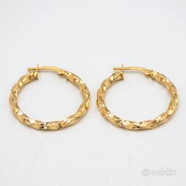 Orecchini a cerchio in oro giallo 18 kt  BBU.8