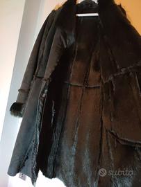 eco montone con interno in eco pelliccia 