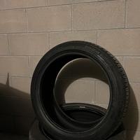 Gomme estive 205/45 r17