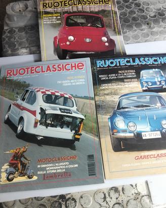 varie riviste di moto e auto.