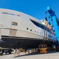 Operaio verniciatore navale e industriale