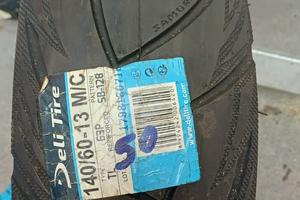 Gomme per scooter Aerox Nitro 140/60-13