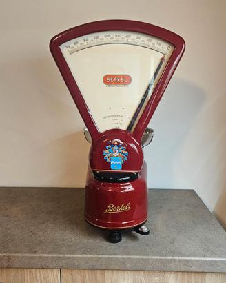 bilancia Berkel restaurata rossa antica