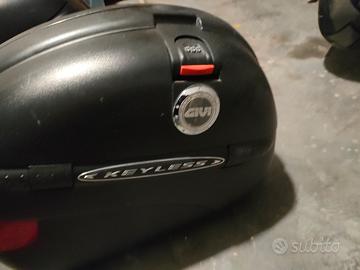 Bauletti laterali per moto 