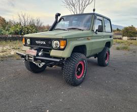 Toyota Land Cruiser II 2.4 turbodiesel SW LJ70 VX
