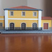 Stazione F.S. con magazzino 1:87 fermodellismo 