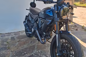 Ducati scrambler 800 perfetta