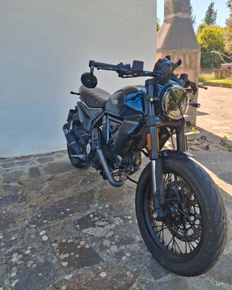 Ducati scrambler 800 perfetta