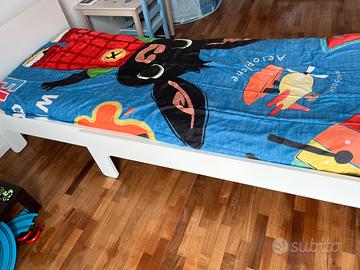 Letto singolo con materasso