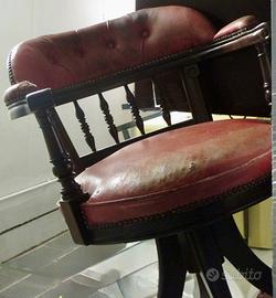 Poltrona girevole in mogano