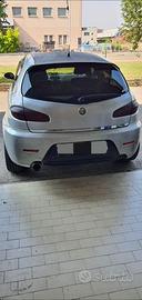 AUTO ALFA ROMEO
