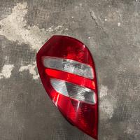 Fanale faro posteriore classe a 180 w169 mercedes