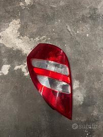 Fanale faro posteriore classe a 180 w169 mercedes