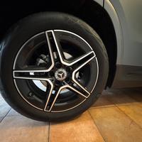 Cerchi da 19 Mercedes GLA AMG + gomme Continetal