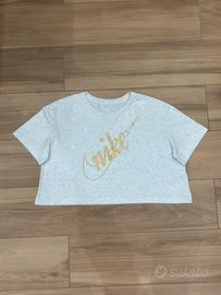 Nike Crop Top