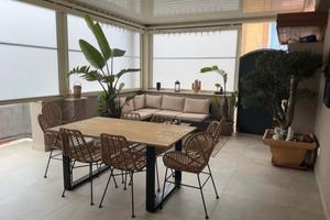 Casa semi indipendente su due piani con terrazzo