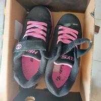 scarpe con rotelle heelys