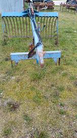 rastrello spietratrice per trattore