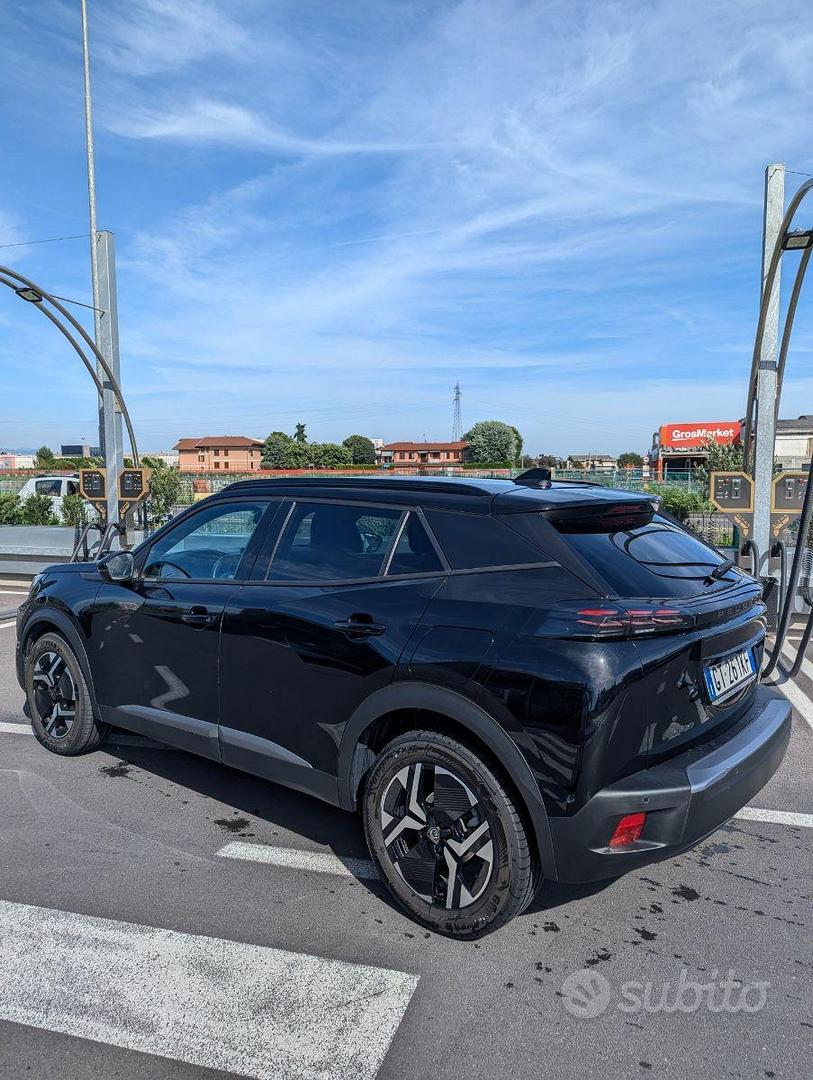 Peugeot 2008 2024 photo 2