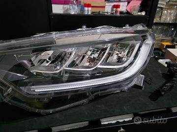 faro led Toyota yaris 2021