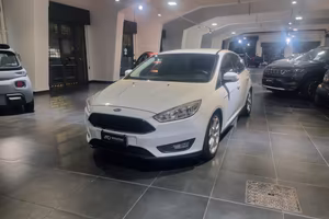 Ford Focus Titanium 1.5 TDCi GARANZIA 3 ANNI