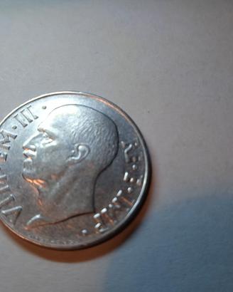 moneta da 20 centesimi.