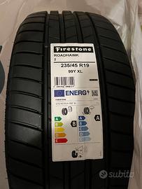 N°4 Firestone Roadhawk 2 235/45 R19 NUOVI