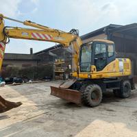 Escavatore Gommato Komatsu PW160
