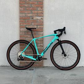 BIANCHI ARCADEX PRO AXS TAGLIA M - € 5.150,00