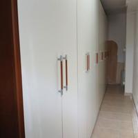 Due armadi come nuovi