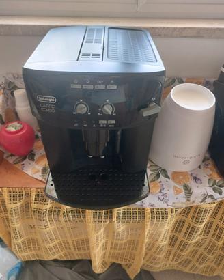 MACCHINA DA CAFFÈ DE LONGHI