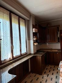 Cucina componibile ad angolo