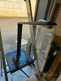 lampada da scrivania a LED con attacco usb 