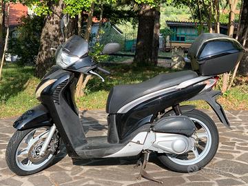 Honda Sh 150 appena revisionato e tagliandato