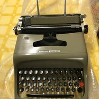 Macchina da scrivere Olivetti Studio 44
