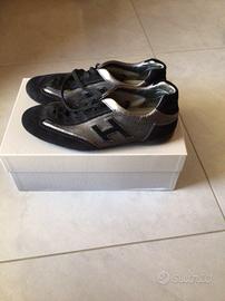 Hogan (Olympia Slash H Flock 0H3 Black/Hematite)