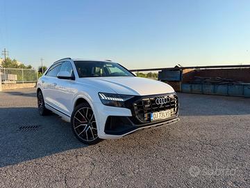 Audi Q8 3.0 benzina 340 cavalli