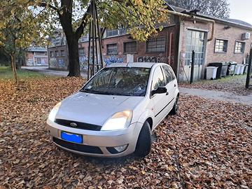 FORD Fiesta 5ª serie - 2002 Euro 4 benzina ok neop