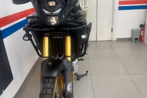 Voge 800 rally