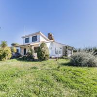 VILLA SINGOLA A BRACCIANO