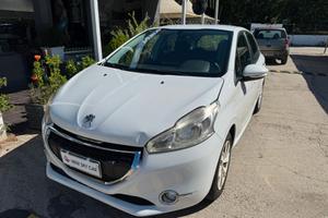 Peugeot 208 1.4 HDi 68 CV 5 porte Active
