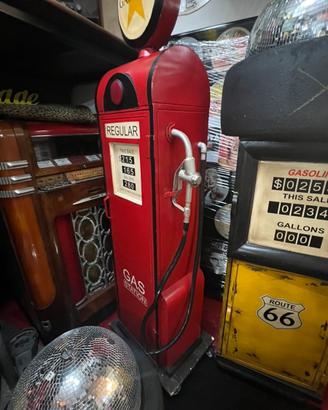 MODERNARIATO pompe di benzina