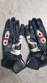 Guanti moto