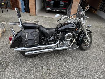 YAMAHA XVS 1100 Drag Star NERO