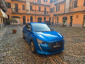 Peugeot 208 Gt 130cv automatica