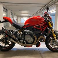 Ducati Monster 1200s