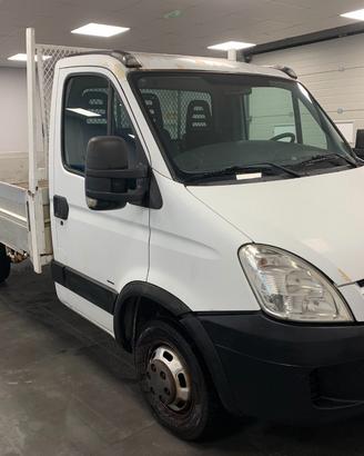 IVECO Daily Cassone Fisso 35 C 12 3 Posti