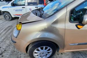 RENAULT MODUS 2005 - PARAFANGO SINISTRO